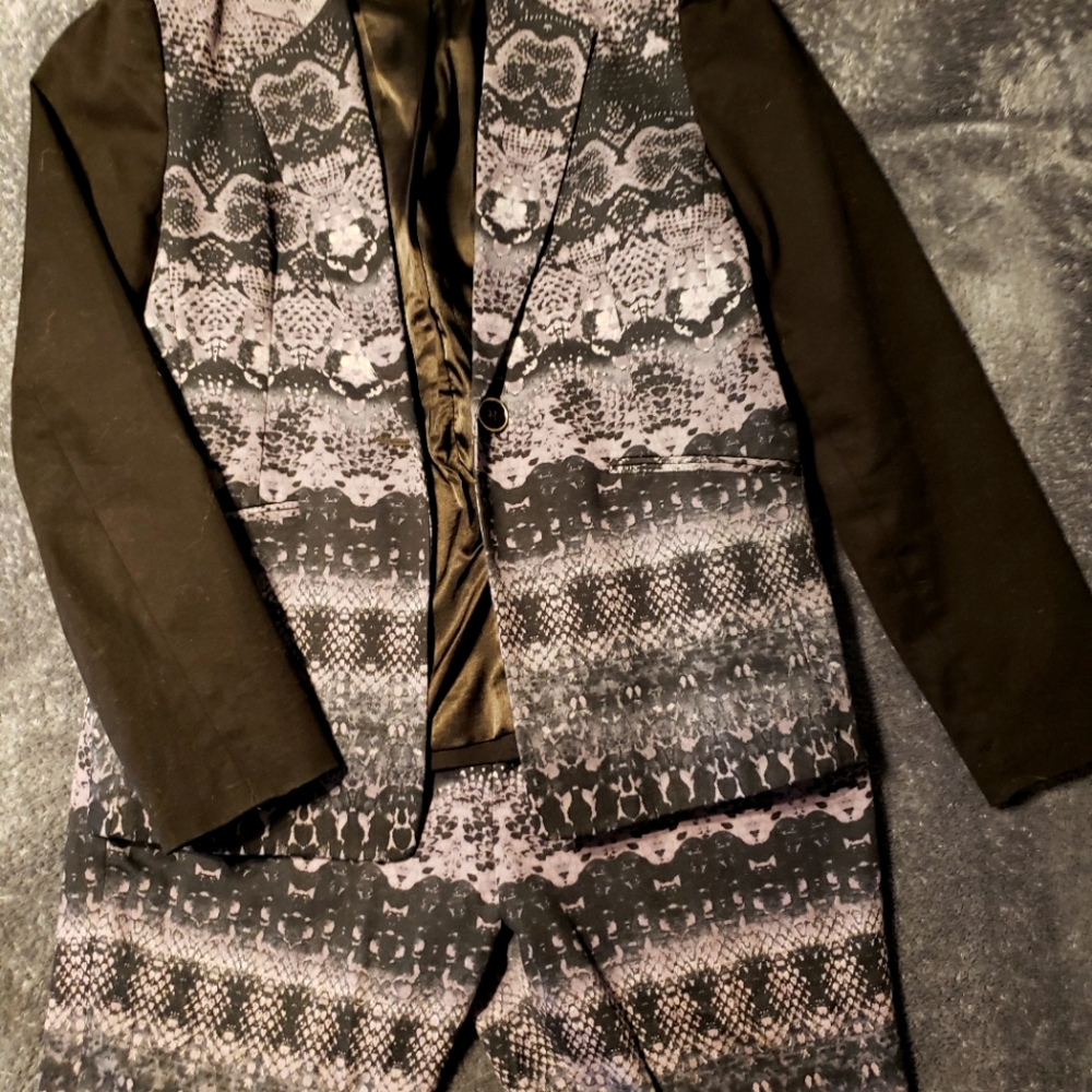 "Newport News" Pant Suit, Lavender/Black, size 12